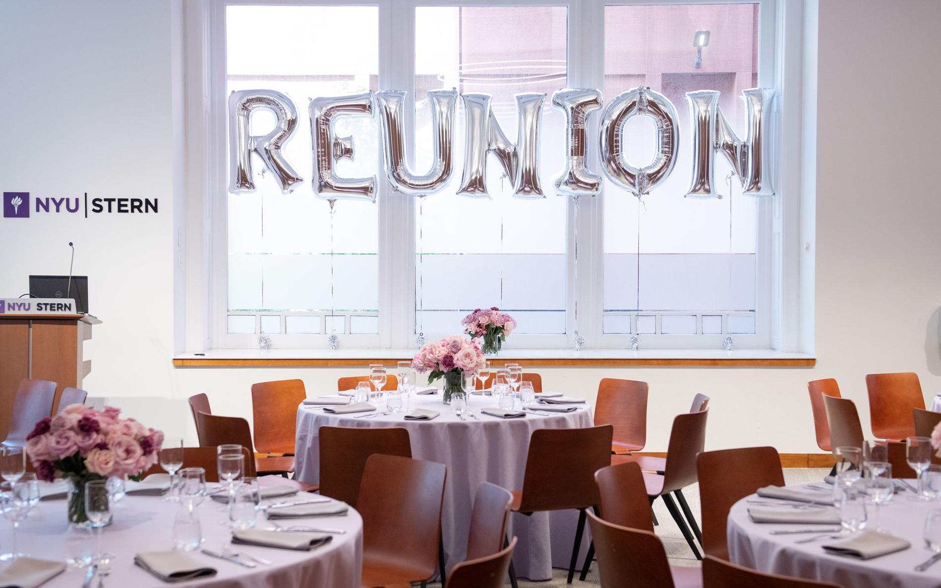 Reunion balloons